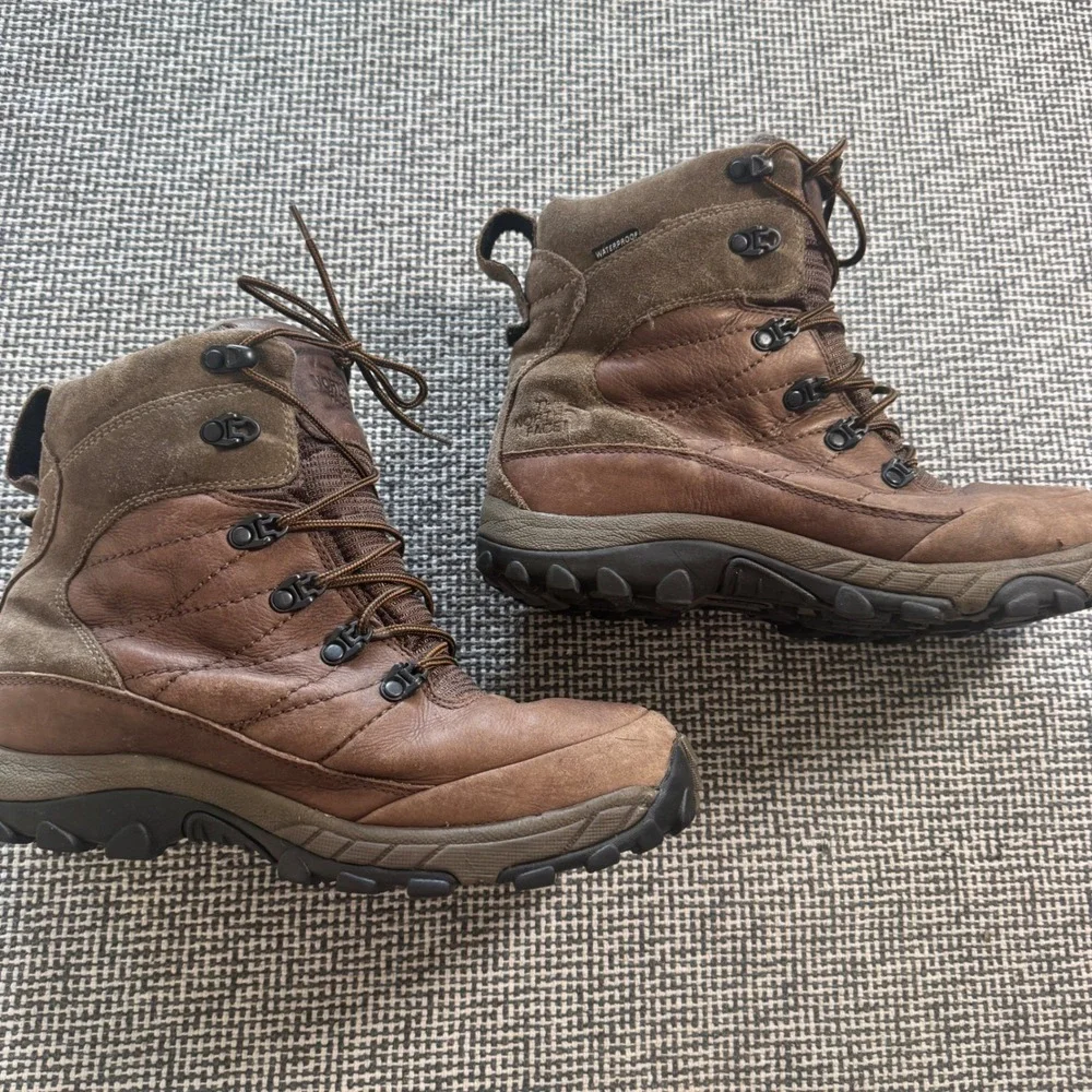 The North Face Mens Brown Leather Suede Waterproof Hiking Boots Lug Sole Sz 9.5